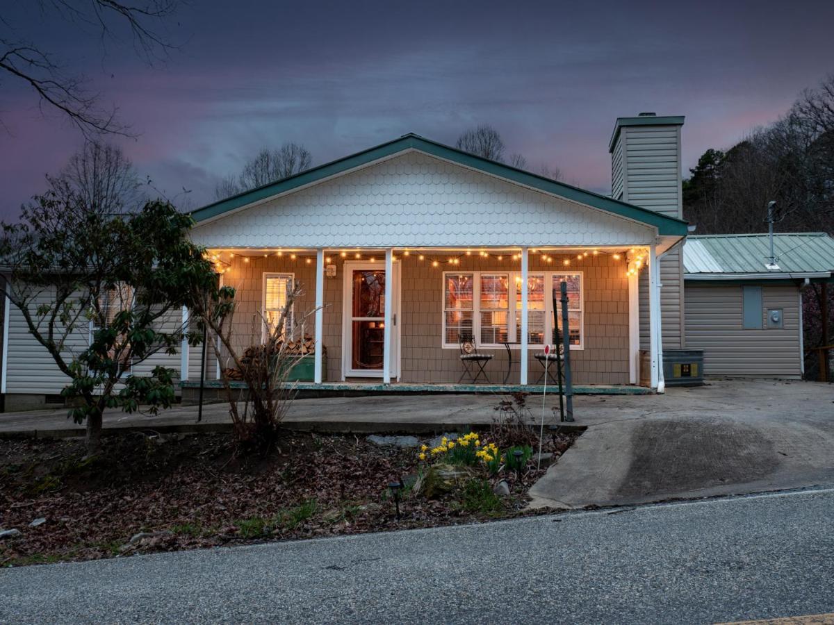 Hibernation Station Villa Bryson City Buitenkant foto